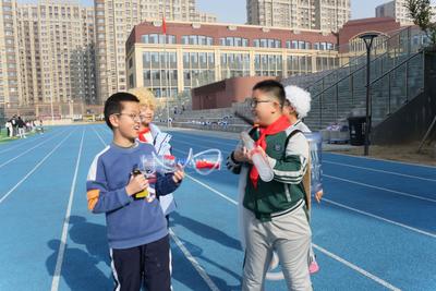 智启科创，逐梦未来，青岛启润实验学校首届科技节启动