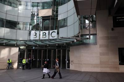 BBC就“拼接”视频向特朗普道歉，但拒付赔偿