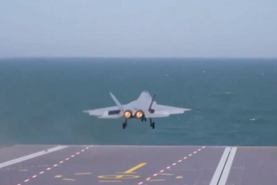 弹射一架飞机仅需约一分半，福建舰实现“三级跳”跨越式发展