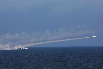 青岛海事局发布航行警告：黄海一水域明天有火箭残骸掉落，禁止驶入