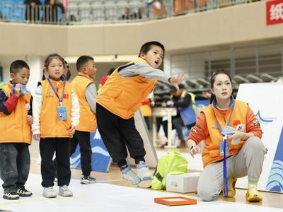 全国纸飞机总决赛落幕，青岛斩获佳绩