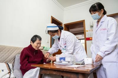 基层诊疗人次超50%！“家门口”看病更便捷