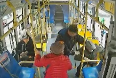 二十载如一日！青岛巴士这位驾驶员坚守匠心服务美好出行