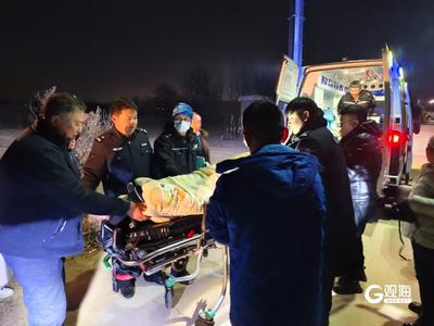 点赞人民警察！24小时紧急搜寻，青岛警方“空地一体”找回失温昏迷老人