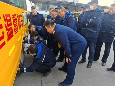 温馨服务再升级！青岛校车为学生筑牢安全温暖出行防线