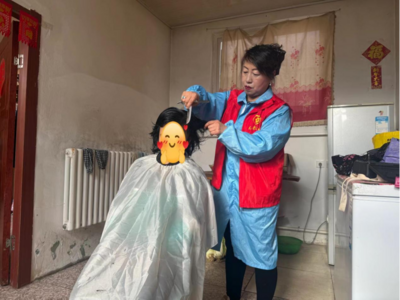 “志愿紅”遇上暖冬行！兄弟公益深入嶗山北宅街道，愛心服務送到“家門口”