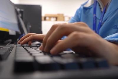 警惕科技展会上的窃密黑手！国家安全机关提示