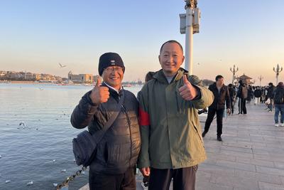 已启动见义勇为确认程序！青岛四位勇士跳入冰海，合力托救落水者