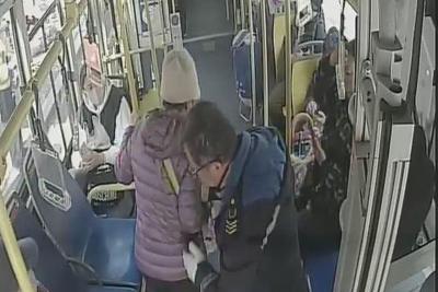 爱心护航彰显城市温度！青岛巴士驾驶员又获赞誉