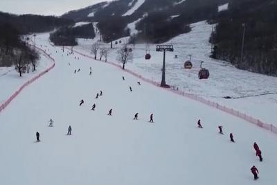滑雪场碰撞事故频发，谁该为意外“买单”？