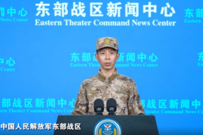 东部战区圆满完成“正义使命-2025”演习