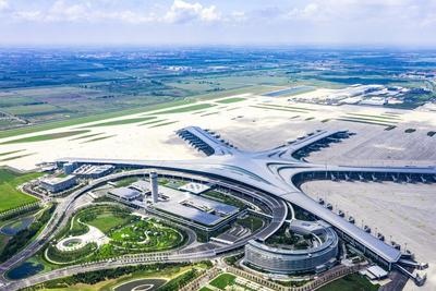 国家移民管理局：元旦假期预计日均210万人次出入境