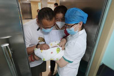 山东育儿补贴直接发放到个人账户，31条实施细则发布！