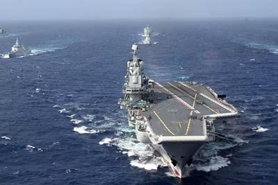 海军新闻发言人就辽宁舰航母编队远海训练发布消息