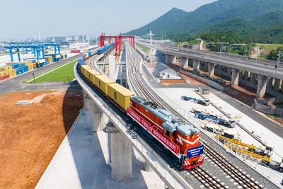 世界银行上调2025年中国经济增速预期