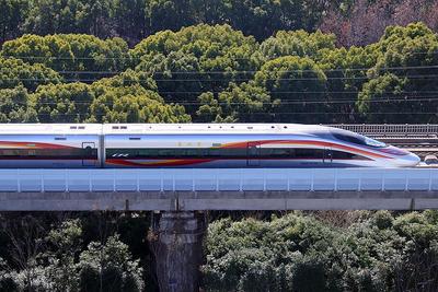 创历史同期新高！1至11月全国铁路发送旅客42.8亿人次