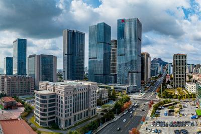 上市公司密度、境内上市企业数量及A股总市值均位列全市第一！“十四五”时期崂山区上市公司实现新突破