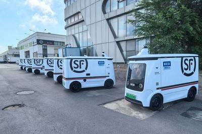 新纪录！我国快递年业务量首次突破1800亿件