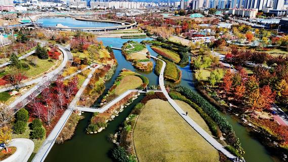“千里绿道”：让“四季美好”举步可及