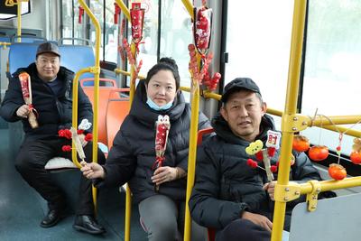 李沧巴士推出“全线暖链 ”服务，温暖守护市民寒冬出行