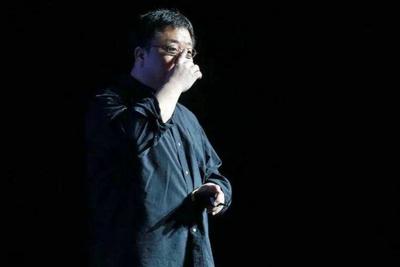罗永浩朋友圈最新发声：好吧，他赢了