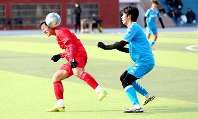 即墨一中、19中会师“市长杯”校园足球联赛高中男子组乙级决赛 