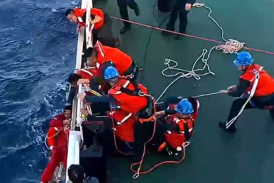 已救起17人！中国海警海上搜救仍在进行