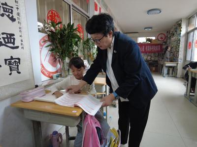 万家灯火丨婚房变书院！乡村教师夫妻坚守十三年，儿子和学生都加入了