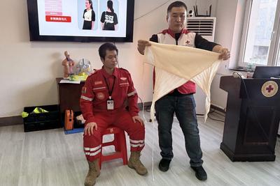 冰河救人牺牲大学生不止一次挺身而出！其父讲述现场细节