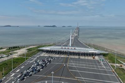 经港珠澳大桥珠海公路口岸出入境人数累计突破1亿人次