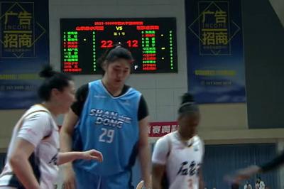 “女姚明”张子宇迎来职业生涯首秀，斩获15分6篮板