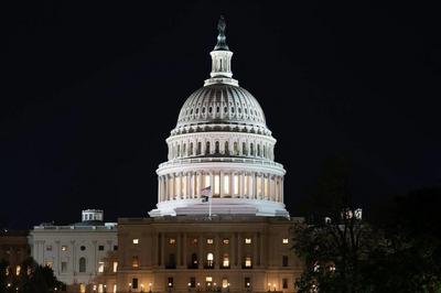 白宫：被扣油轮上船员可能被带到美国接受审判