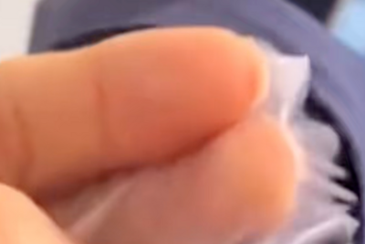 官方通报内蒙古赤峰一小学校服有薄膜：已经成立联合调查组