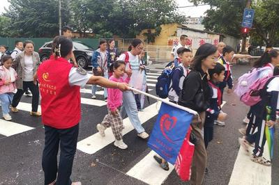 学校早晨“推迟到校”遭部分家长反对，怎么看?