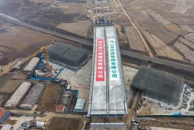起自青岛，董梁高速沈新项目上跨胶新铁路立交桥成功转体