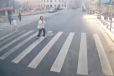 扮靓城市文明窗口！青岛巴士驾驶员接连做出暖心举动