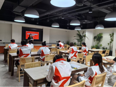 以“專業(yè)社工+志愿服務(wù)”雙引擎 驅(qū)動(dòng)嶗山基層治理提質(zhì)增效