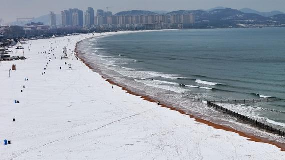 当金沙遇到白雪，触摸青岛最美海岸线