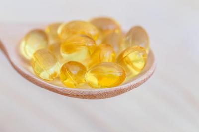 多款“爆款”鱼油实为植物油，养生圈的“鱼油风”要跟吗？
