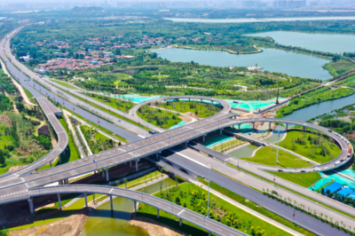 两会热评 | 十四五，我们勇毅前行挑大梁