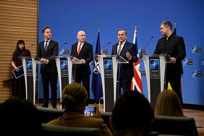 北约防长会公布350亿美元新一轮对乌军援承诺