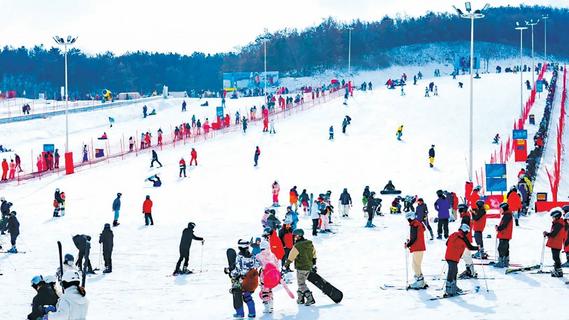 激活“冷资源”，催生“热经济”，青岛这里领跑冰雪运动热门目的地