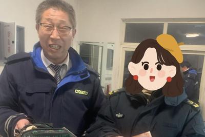 现金证件等完璧归赵，城阳巴士驾驶员拾金不昧传递冬日温暖