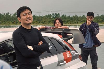 票房加速，《飞驰人生3》在青岛拍了哪些戏？