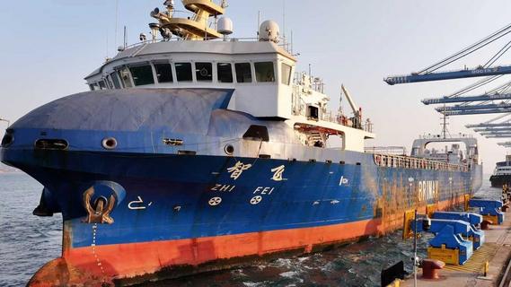 我国首次实现集装箱船舶航行靠泊作业全流程无人化