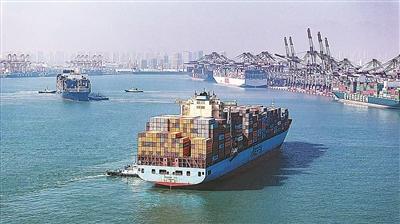 新春走基层丨毫秒之间，码头作业打响“攻坚战”