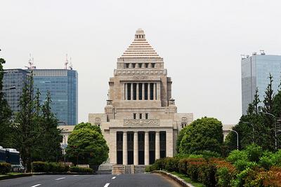 日本国会众议院选举开始投票