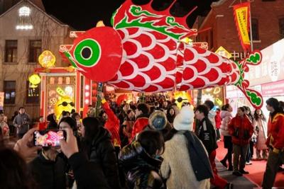 瑞狮鳌鱼齐送福，青岛糖球会再燃民俗盛宴