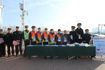 多方联动，青岛北站这场志愿服务活动“福暖春运路”