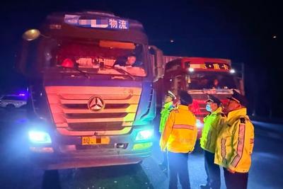 护航春运！青岛开展公路定点联合治超统一执法行动